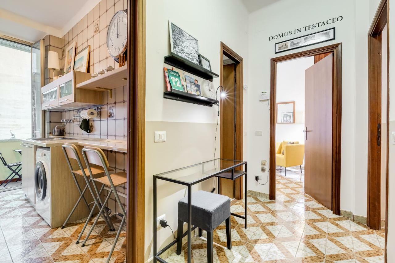 Appartamenti Con Vista Piazza Testaccio Rzym Zewnętrze zdjęcie