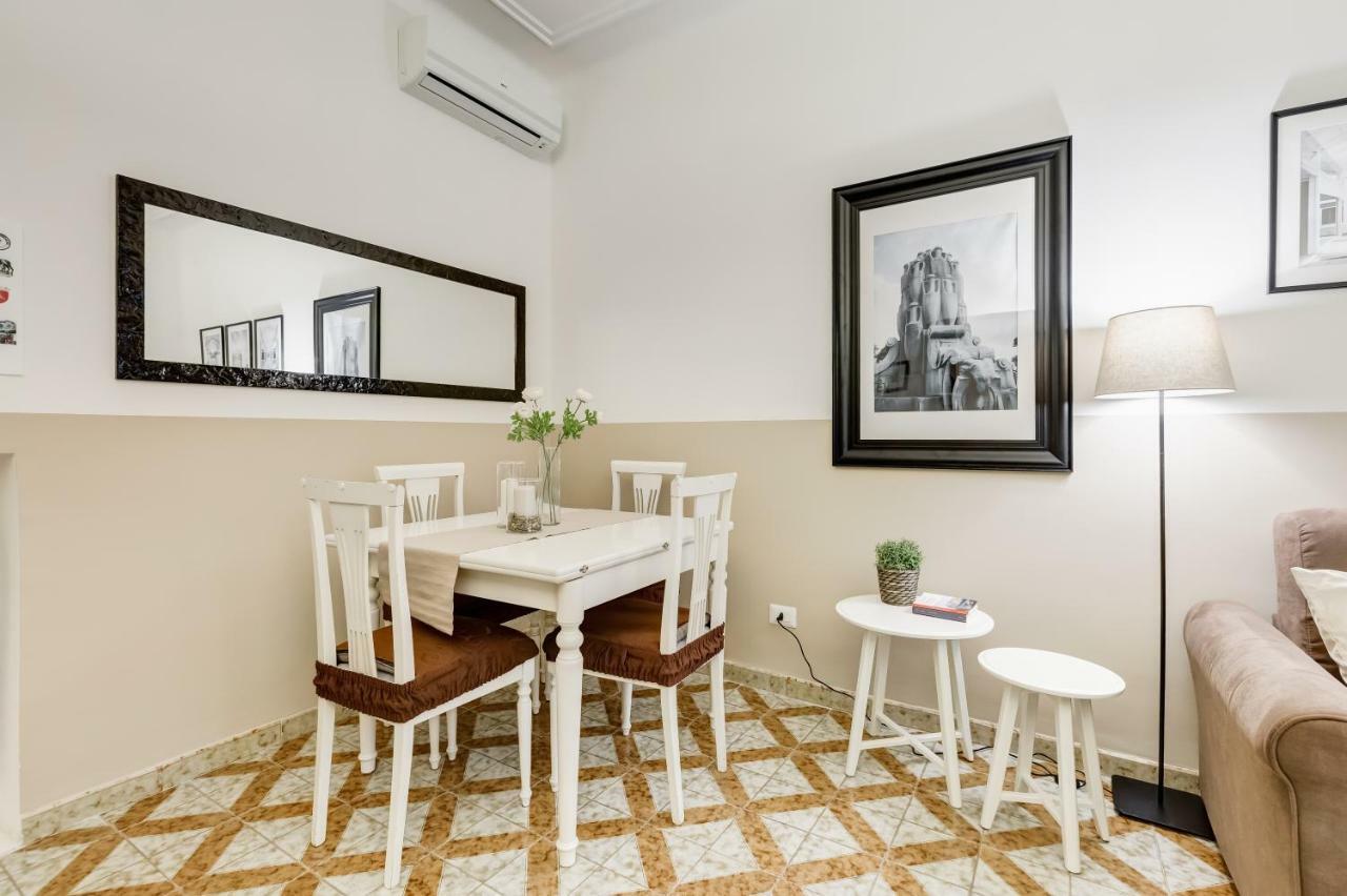 Appartamenti Con Vista Piazza Testaccio Rzym Zewnętrze zdjęcie